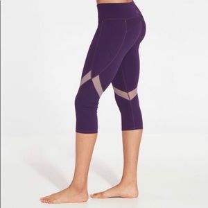 CALIA Women Purple  Energize Capri Leggings